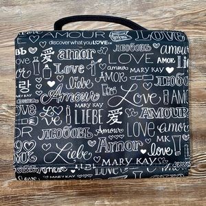 NEW MARY KAY ROLL UP HANGING LOVE MAKEUP BAG